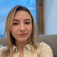 Полина